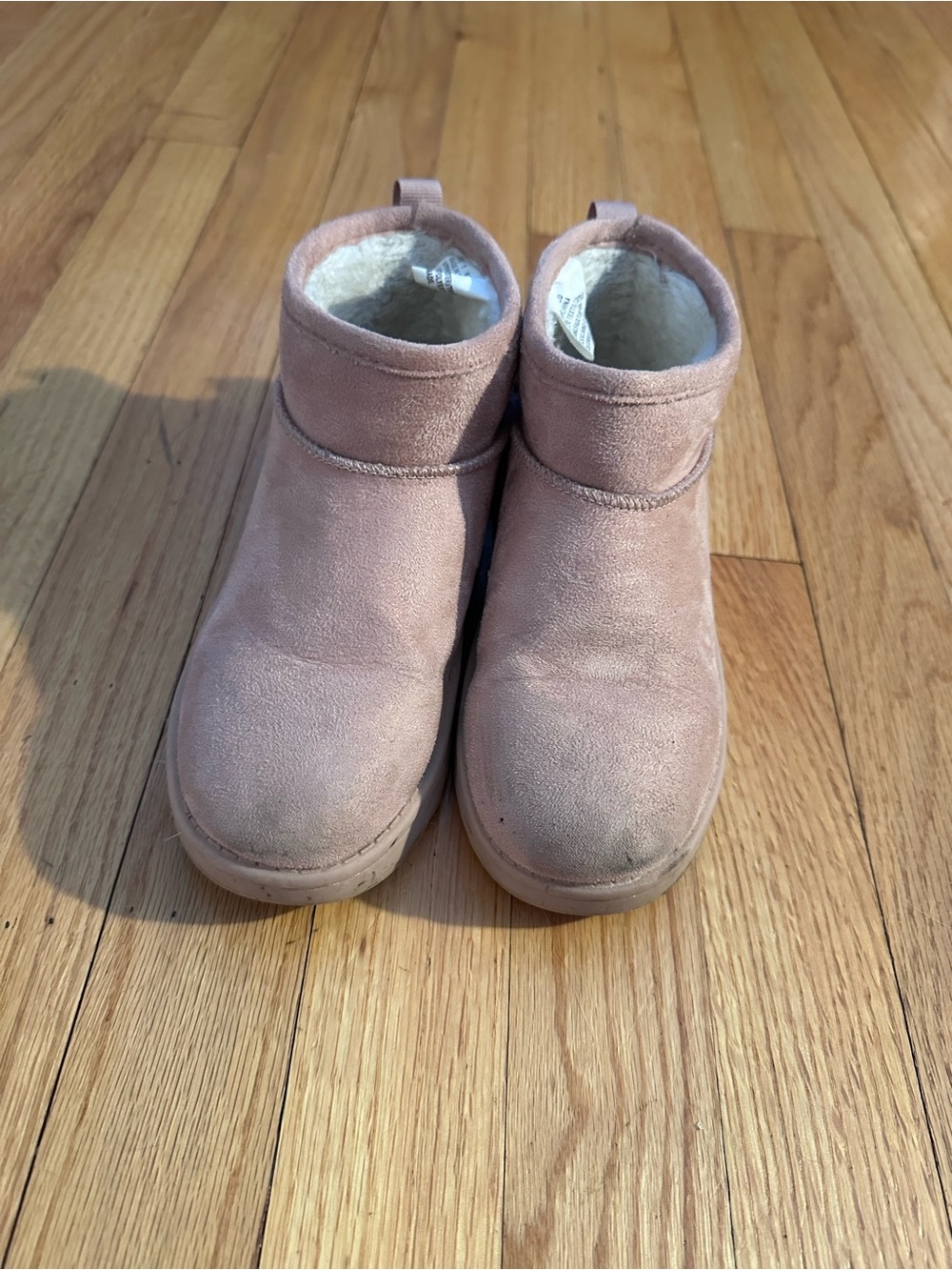 Kids Short Suede Winter Boots in Dusty Pink